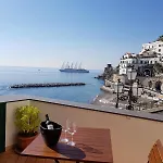 A Due Passi Da Amalfi